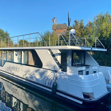 Hotel Lieblingsplatz Parey - Schwimmendes Hausboot Exterior foto
